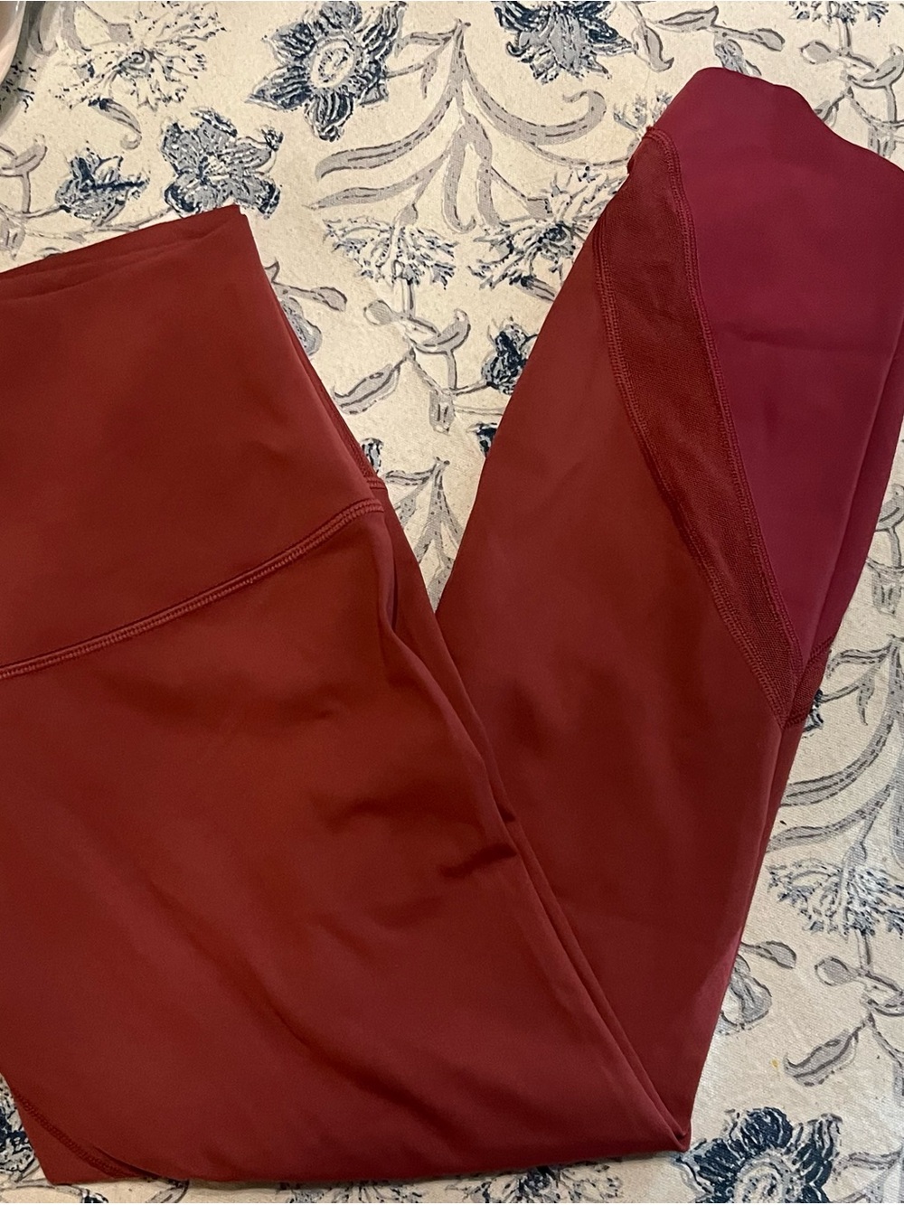 Lululemon Wunder Under High-Rise Crop 23” Scallop leggings